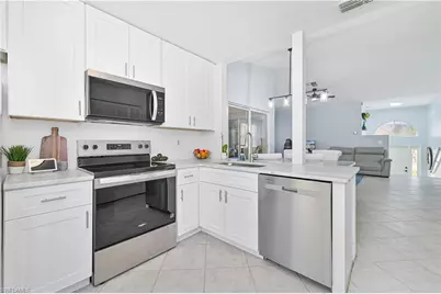 6088 Waterway Bay Dr, Fort Myers, FL 33908 - Photo 13