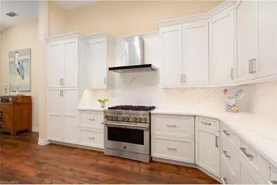 5228 SW 8th Ct, Cape Coral, FL 33914 - Photo 9