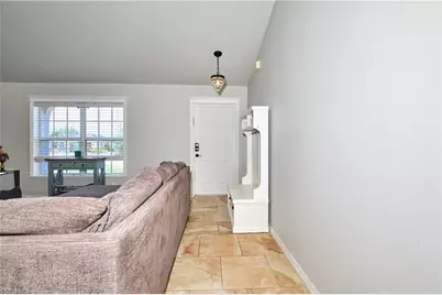 1826 NE 17th Pl, Cape Coral, FL 33909 - Photo 3