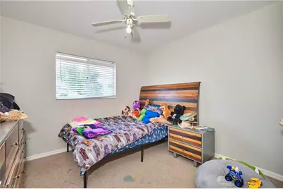 1826 NE 17th Pl, Cape Coral, FL 33909 - Photo 31