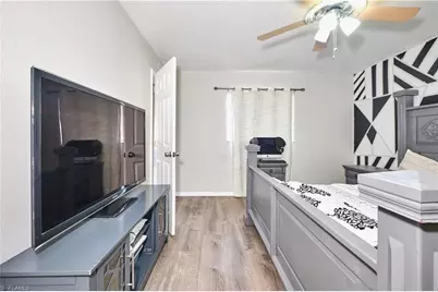 1826 NE 17th Pl, Cape Coral, FL 33909 - Photo 45