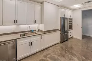 1125 Central Ave, Naples, FL 34102 - Photo 37