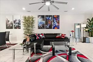 14672 Edgewater Cir, Naples, FL 34114 - Photo 5