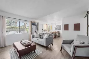 4623 Bayshore Dr, Naples, FL 34112 - Photo 9