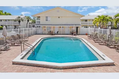 4623 Bayshore Dr #C2, Naples, FL 34112 - Photo 27