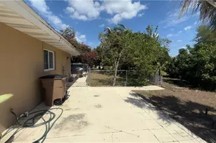 1005 E Penn Rd, Lehigh Acres, FL 33936 - Photo 19