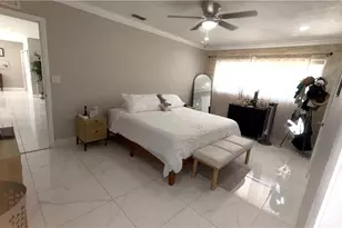 1005 E Penn Rd, Lehigh Acres, FL 33936 - Photo 9