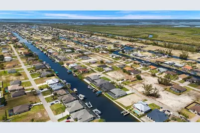 707 NW 38th Ave, Cape Coral, FL 33993 - Photo 35