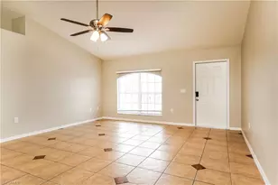 2035 NE 8th Pl, Cape Coral, FL 33909 - Photo 3