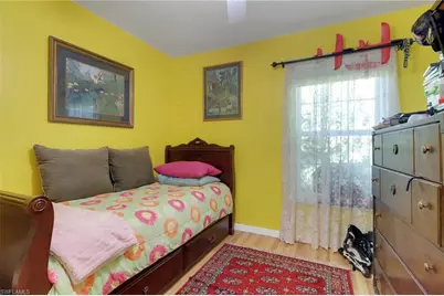 120 4th St NE, Naples, FL 34120 - Photo 15