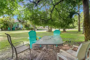 120 4th St NE, Naples, FL 34120 - Photo 33