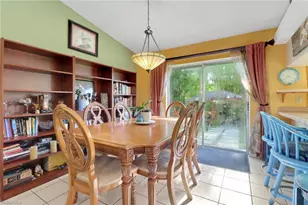 120 4th St NE, Naples, FL 34120 - Photo 9