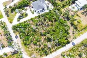 13451 Almond Dr, Fort Myers, FL 33908 - Photo 9