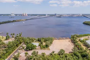 1059 River Rd, North Fort Myers, FL 33903 - Photo 7