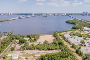 1059 River Rd, North Fort Myers, FL 33903 - Photo 1