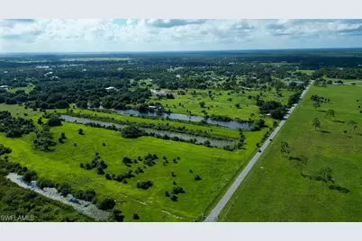 18030 Parkinson Rd, Alva, FL 33920 - Photo 9