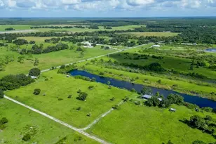 18030 Parkinson Rd, Alva, FL 33920 - Photo 7