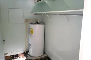 268 Shoreland Dr, Fort Myers, FL 33905 - Photo 7