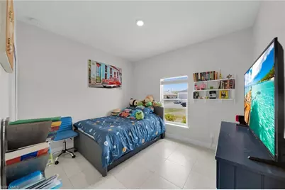 405 NW 10th St, Cape Coral, FL 33993 - Photo 21