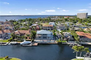 846 Cypress Lake Cir, Fort Myers, FL 33919 - Photo 29