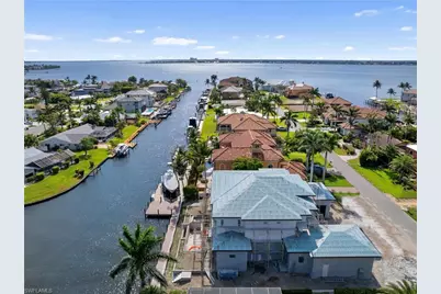 846 Cypress Lake Cir, Fort Myers, FL 33919 - Photo 31