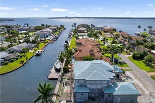 846 Cypress Lake Cir, Fort Myers, FL 33919 - Photo 31