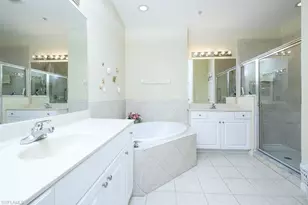 4873 Hampshire Ct, Naples, FL 34112 - Photo 13