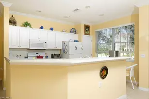 4873 Hampshire Ct, Naples, FL 34112 - Photo 7