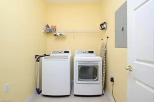 4873 Hampshire Ct, Naples, FL 34112 - Photo 19