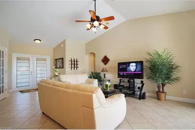 2014 SW 30th St, Cape Coral, FL 33914 - Photo 11