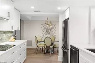 5601 Turtle Bay Dr, Naples, FL 34108 - Photo 9