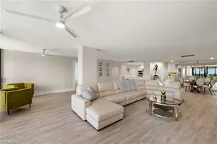 5601 Turtle Bay Dr, Naples, FL 34108 - Photo 15