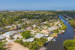 2232 Longboat Dr, Naples, FL 34104 - Photo 29