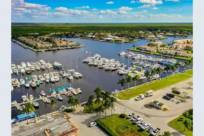 525 Newport Dr, Naples, FL 34114 - Photo 1