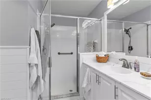 350 Newport Dr, Naples, FL 34114 - Photo 17