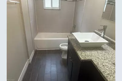 2414 Parkview Dr, Fort Myers, FL 33905 - Photo 7