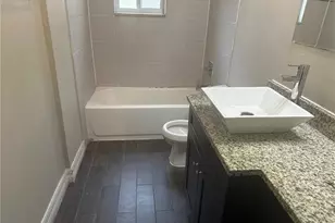 2414 Parkview Dr, Fort Myers, FL 33905 - Photo 7