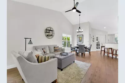 5045 Cedar Springs Dr #204, Naples, FL 34110 - Photo 9