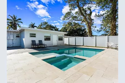 1279 10th Ave N, Naples, FL 34102 - Photo 31