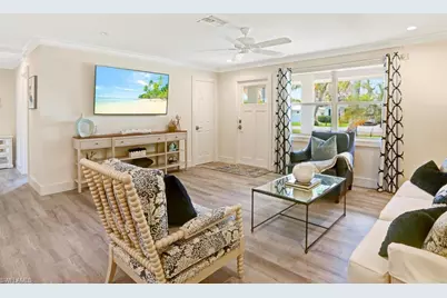 1279 10th Ave N, Naples, FL 34102 - Photo 9