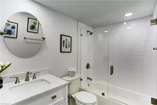 10842 Vanderbilt Dr, Naples, FL 34108 - Photo 15