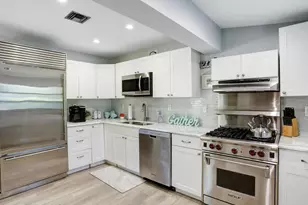 1014 Broad Ave N, Naples, FL 34102 - Photo 11