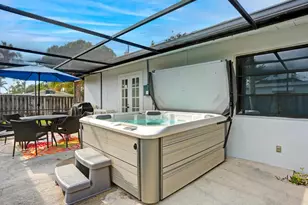 1014 Broad Ave N, Naples, FL 34102 - Photo 29