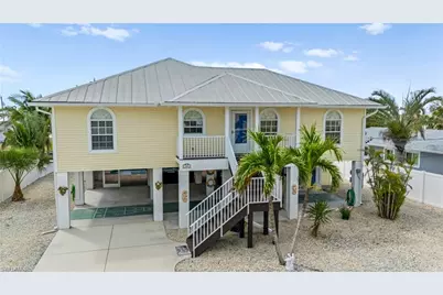 320 Madison Ct, Fort Myers Beach, FL 33931 - Photo 35