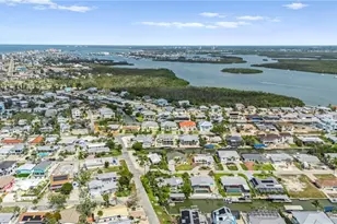 320 Madison Ct, Fort Myers Beach, FL 33931 - Photo 37