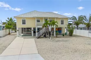 320 Madison Ct, Fort Myers Beach, FL 33931 - Photo 33