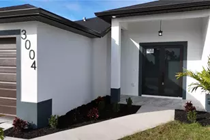3004 4th St SW, Lehigh Acres, FL 33976 - Photo 3
