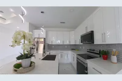 3004 4th St SW, Lehigh Acres, FL 33976 - Photo 13