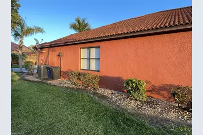 12454 Country Day Cir, Fort Myers, FL 33913 - Photo 7