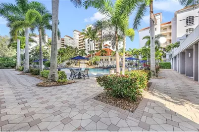 470 Launch Cir #V-604, Naples, FL 34108 - Photo 27